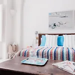 House Nyaraló *